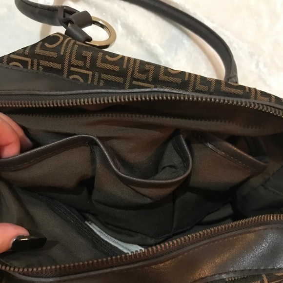 🆕Liz Claiborne medium size handbag - Picture 5 of 5